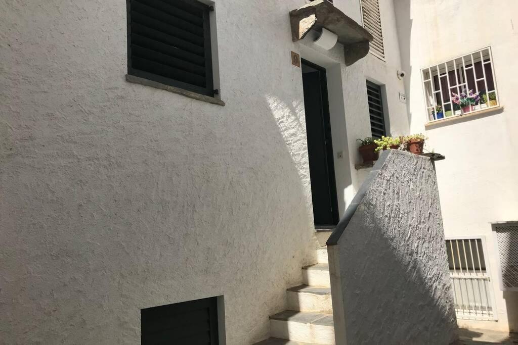 Roques - Casa En Primera Linea De Mar En Cadaques Exterior photo